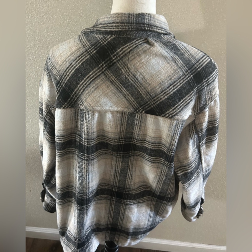 RSQ Women’s Plaid Button-Up Jacket size M - Picture 2 of 5